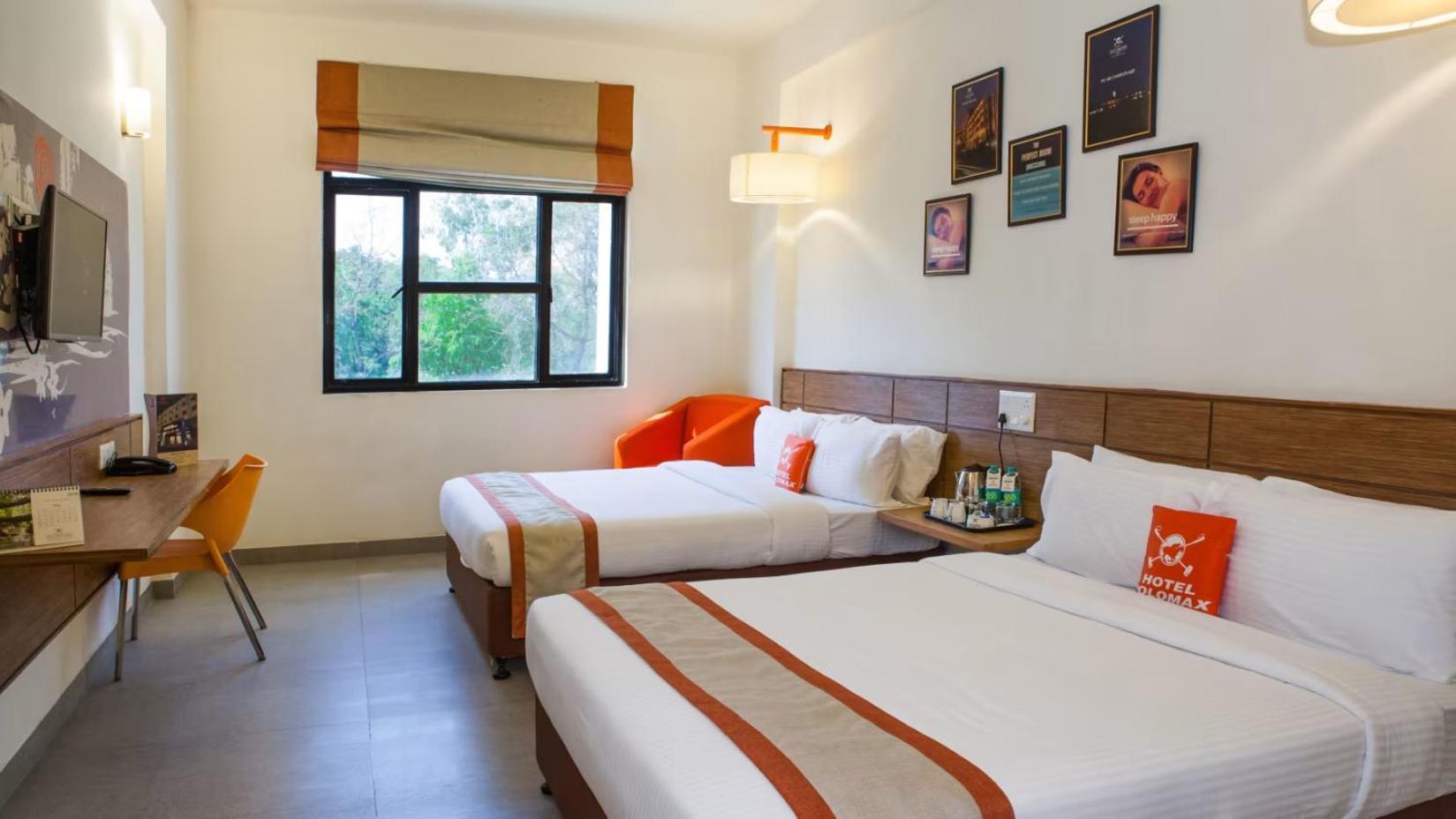 Max Hotels Jabalpur Ngoại thất bức ảnh