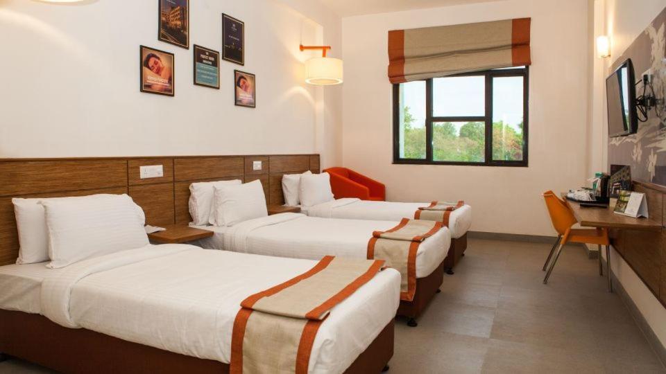 Max Hotels Jabalpur Ngoại thất bức ảnh